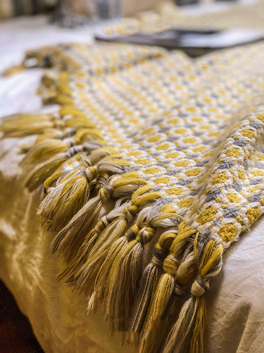 Knitted Tassel Single Nap Household Blanket